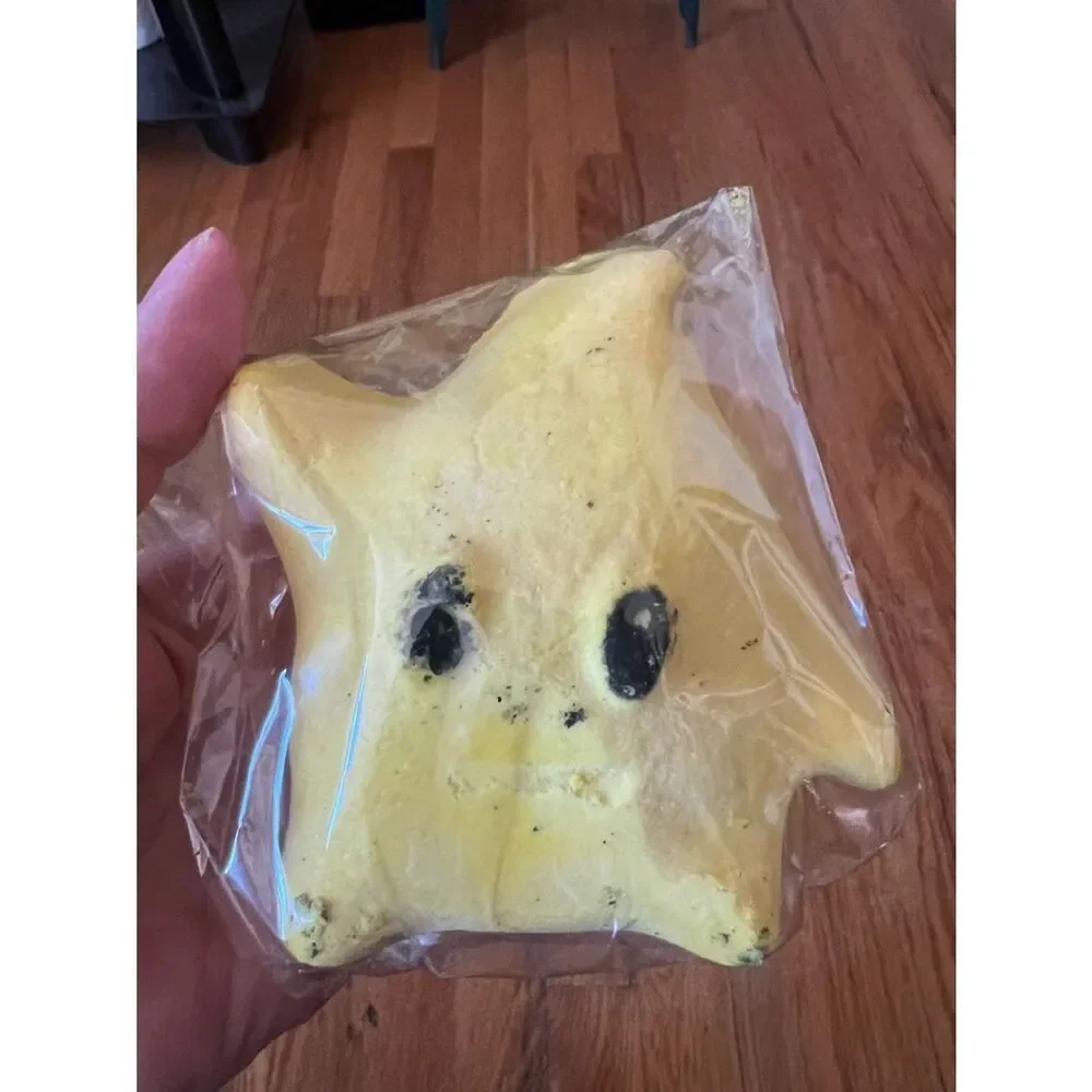 Lush x Mario Galaxy Yellow Luma Bubble Bar 6.7 Oz Limited Edition BRAND NEW
